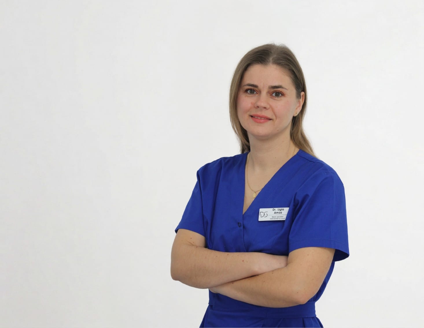 Dr. Ligia Amza, medic specialist parodontologie la Dental Science, sector 6 București